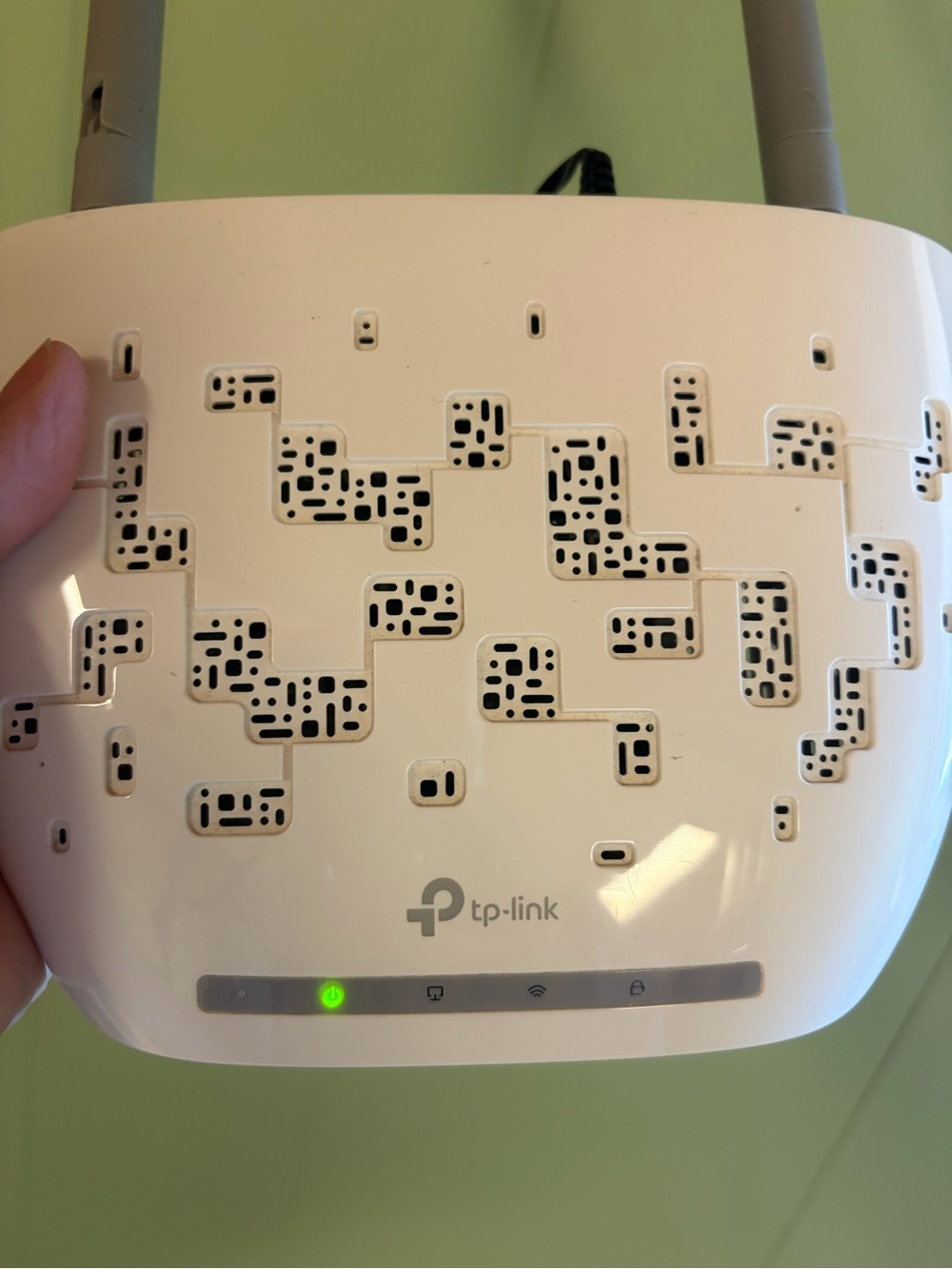 TP-Link 300Mbps Wireless N Access Point TL-WA801ND version 5.8 Router Extender - Picture 5 of 6
